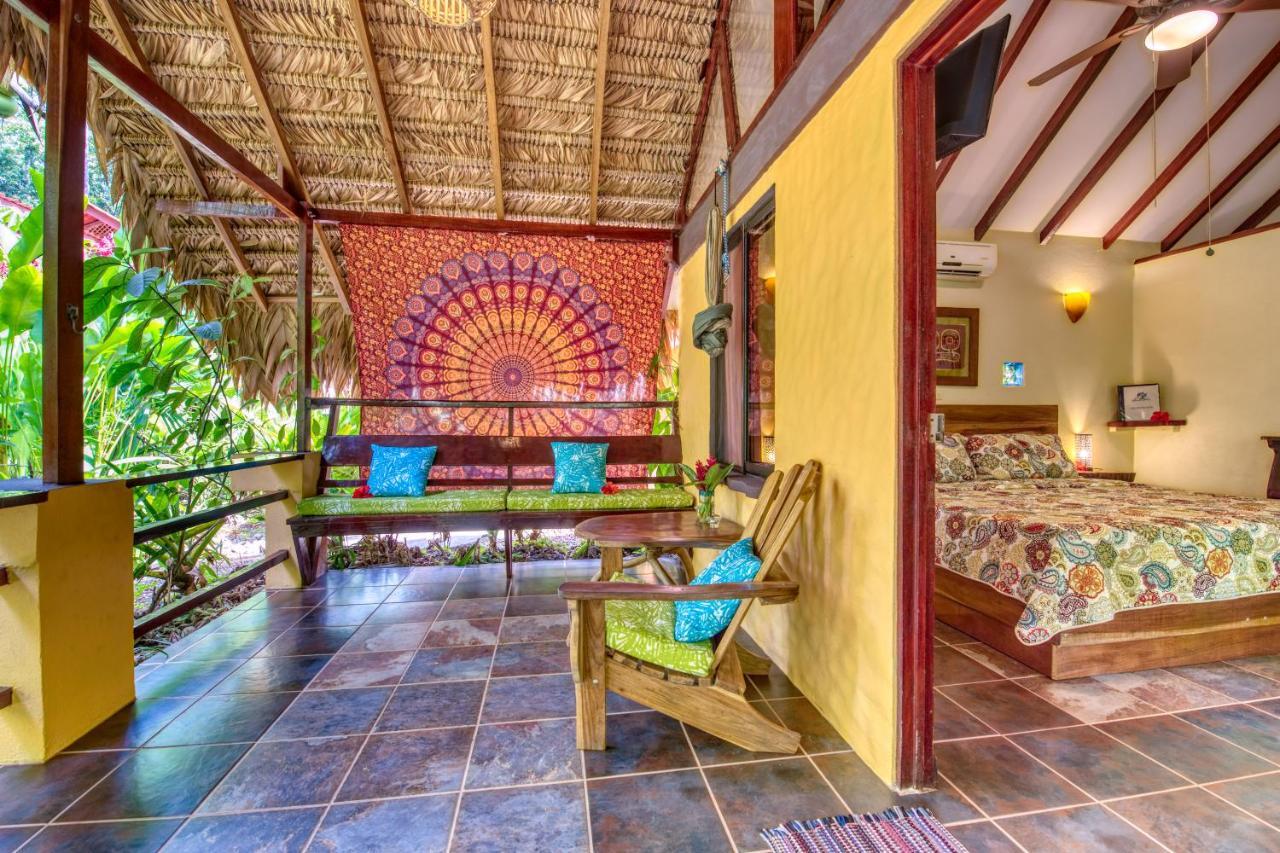 Caribe Town Bungalows Puerto Viejo de Talamanca Zewnętrze zdjęcie