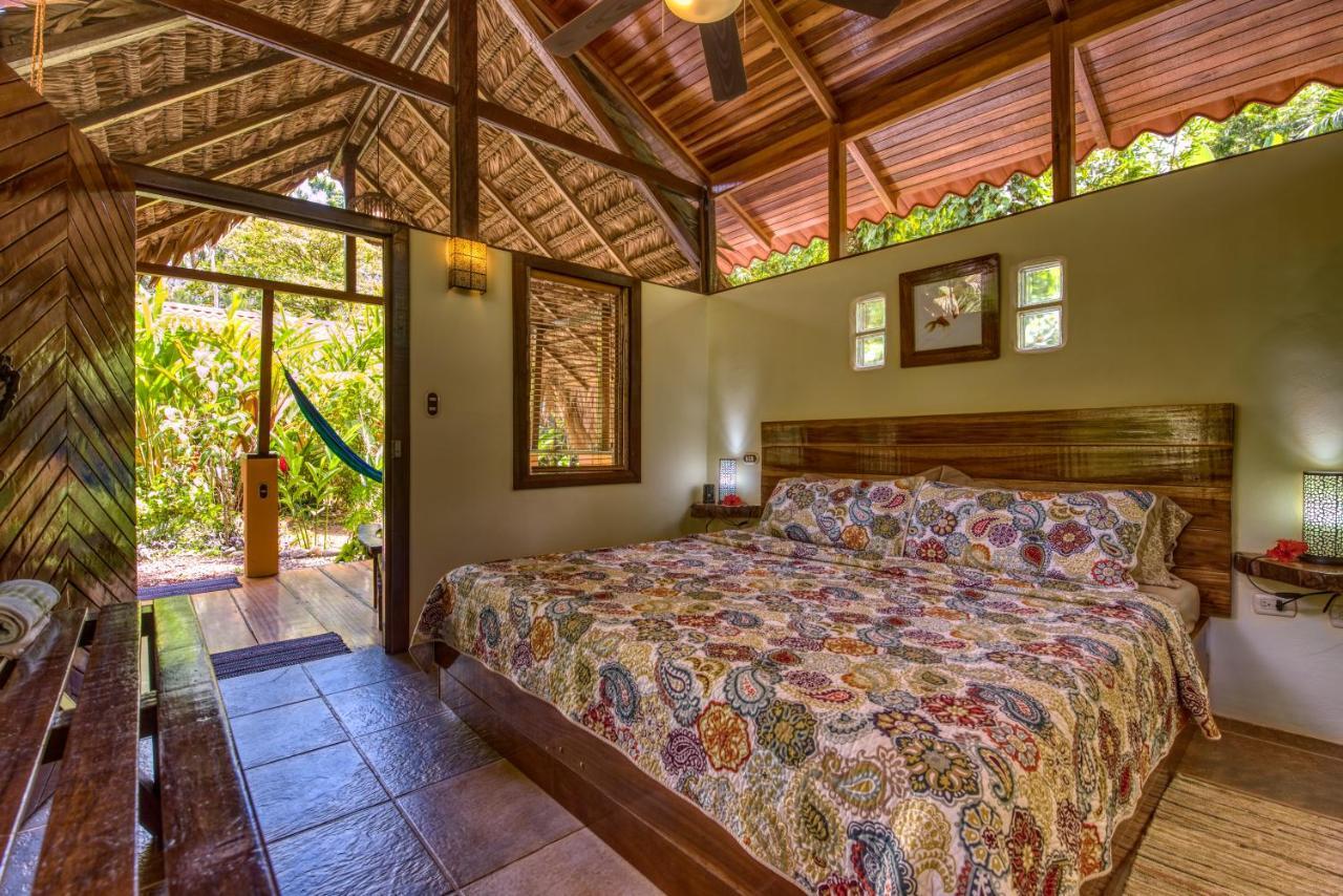 Caribe Town Bungalows Puerto Viejo de Talamanca Zewnętrze zdjęcie