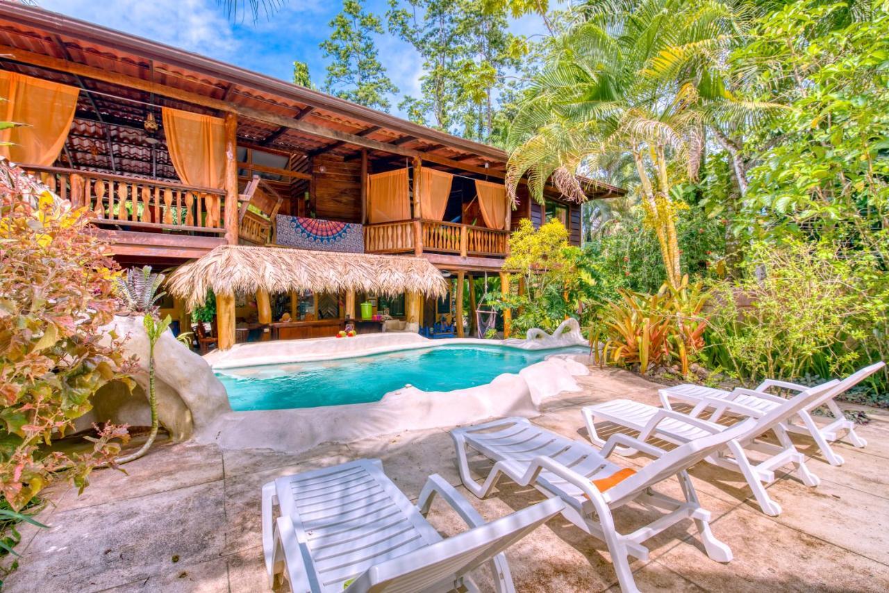 Caribe Town Bungalows Puerto Viejo de Talamanca Zewnętrze zdjęcie